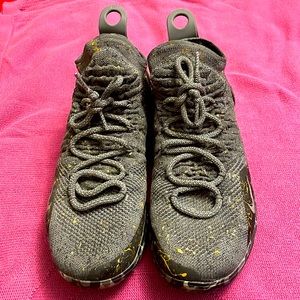 Nike KD 11 Gold Splatter sneaker